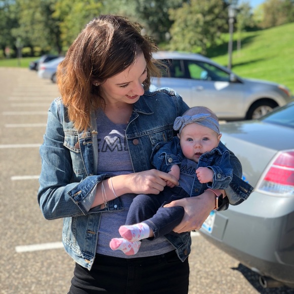 Meet your Posher, Brittany - Picture 2 of 3